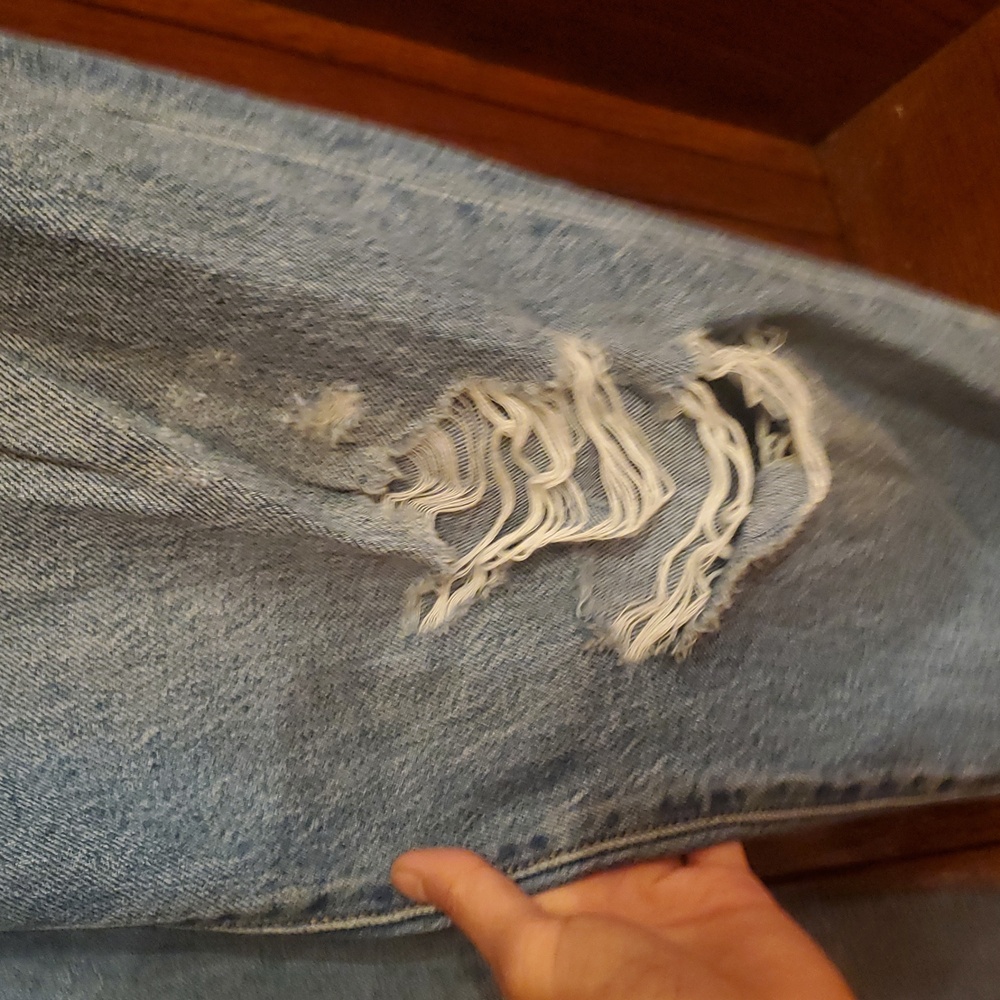 ❤️ 3 For $20 LEVI'S SIZE 28 Classic Blue Distressed Women's Jeans - Picture 6 of 14